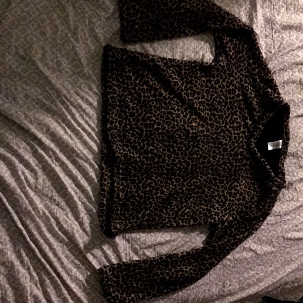 Soft cheetah top🙈 size M very soft✨